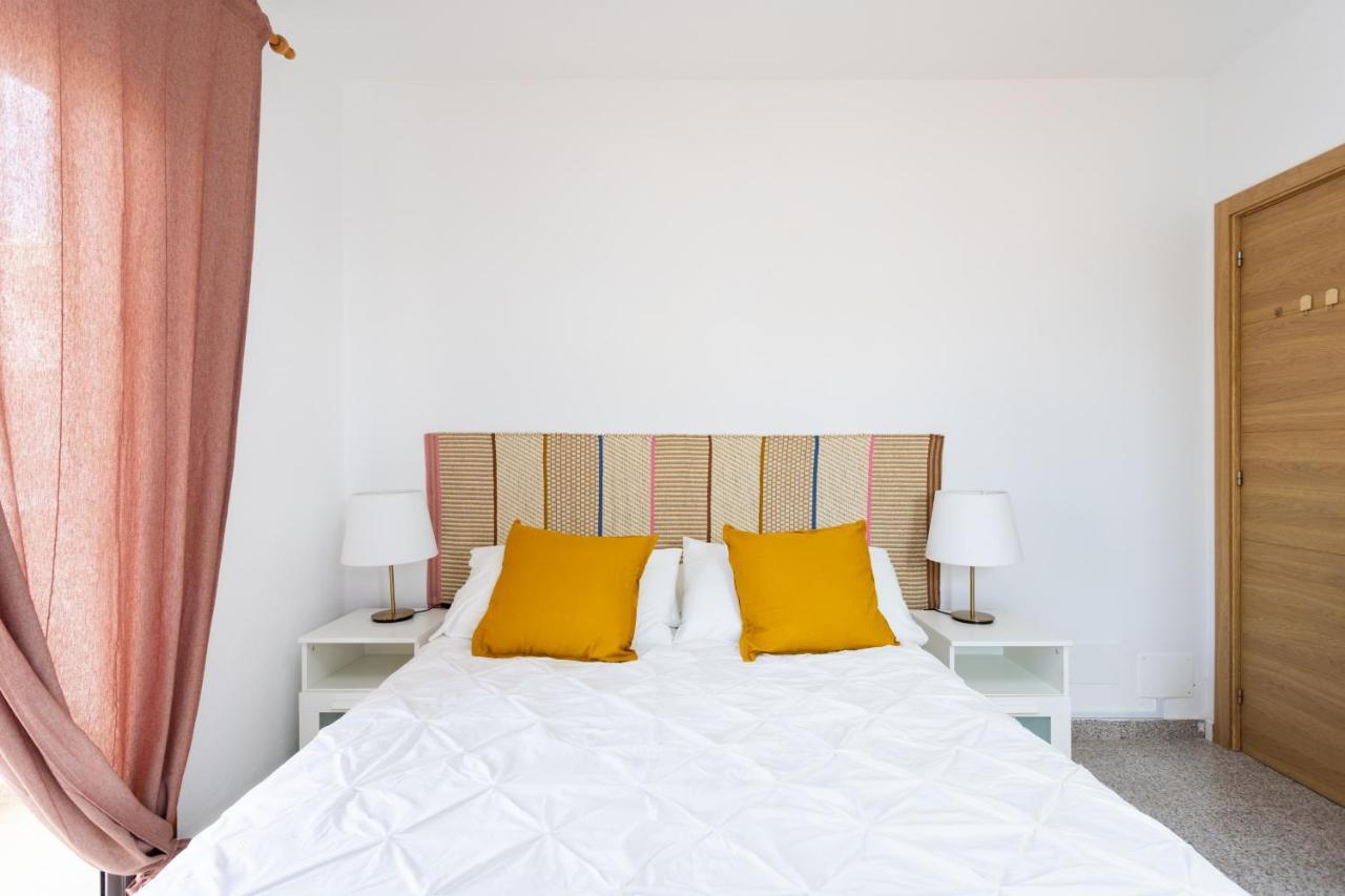 Eden 102 Surfy Stylish Bed&coffee Balcony
